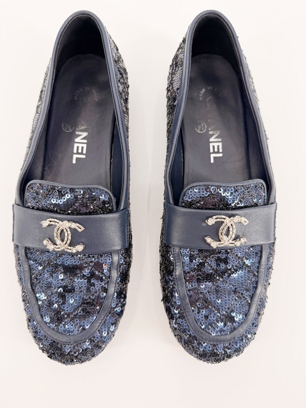 Chanel Navy Black Sequin CC Logo Slipper Loafer Flats Shoes Size 37 EU 6.5